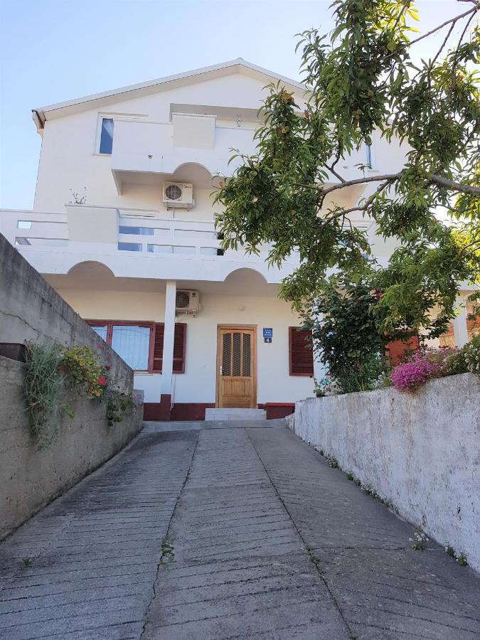 Comfort Apartment On The Beach Kali Exteriér fotografie